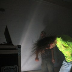 we_teach_you_how_to_party_100709_04