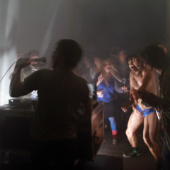 we_teach_you_how_to_party_100709_13